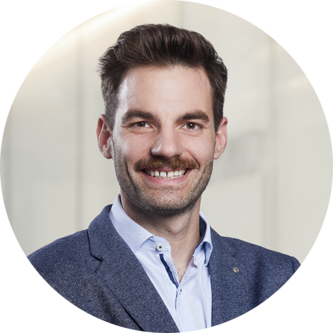Portrait des ISP-Mitarbeiters Roman Grabherr.
